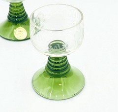 Wine Glasses Etched Grape German Green Beehive Stem 4 Glasses Vintage
