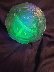 Hazel Atlas Glass Uranium Green Royal Lace Divided Dinner Plate Depression