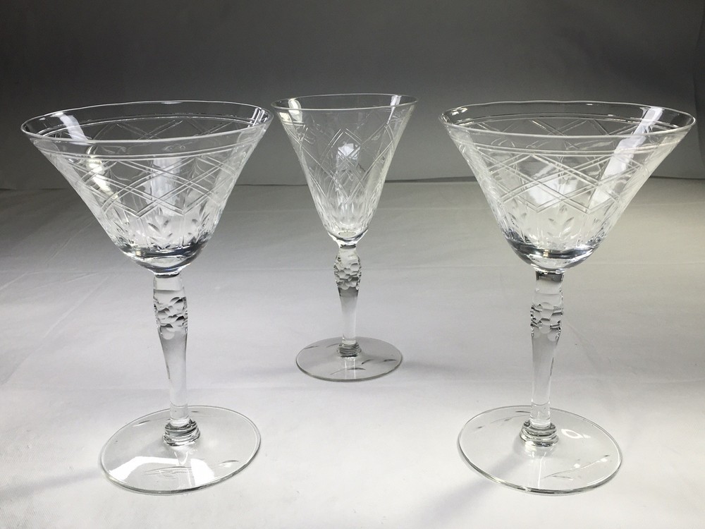 Vintage Gothic Cut Crystal With Facet Cut Stem Champagne Glasses 6.25″ Lot Of 3