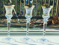 3 MIKASA «Antique Lace» 9 1/8 » Wine Glasses Gold Trim Etched EUC