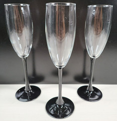 (4) Luminarc Domino Signature Black Fluted Champagne Set Elegant Cristal France