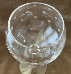 Kate Spade / Lenox «Larabee Dot» Set of 2 ~ 8.5″ Ballon Wine Goblets ~ Mint Cond