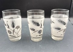 Vintage Libbey Set of 3 Frosted Silver Leaf Juice / Cocktail Glasses MCM 5 1/4″