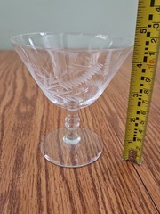 4 – Vintage Etched Glass Floral Fern Leaf Small Stemware Cordial Champagne
