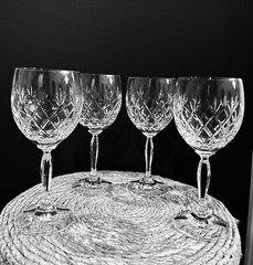 Set Of 4 Scott Swiesel Germany Wessex Crystal Wine Glasses 7 5/8 Inches Tall