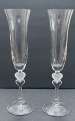 Gorham Amore Crystal Champagne Flutes Dbl Heart Frost/Clear 10”h 2.5w Set of 2