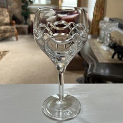 Waterford Crystal CLANNAD Claret Red Wine Glass 8 1/8″ Celtic Knot