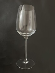 Tiffany & Co. Crystal (1) Wine Glass 9 1/4″ tall 13 oz.