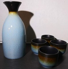 Oenophilia Osaka Sake Set Drink Decanter and Cups Set 5 Piece Ceramic Blue
