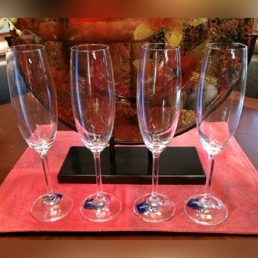 Mikasa ‘New’-Julie-Crystal Champagne Flutes