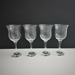 Vintage set of four Winterth Royal Optic Swirl 12 0z Wine/water Glasses.
