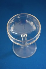 VINTAGE CHAMPAGNE DESSERT GLASSES WITH CUT FLORAL PATTERN SET OF 4