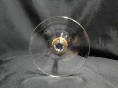 Luminescence L1U1, Gold Wafer on Stem: Water or Wine Goblet (s), 9 1/8″ Tall