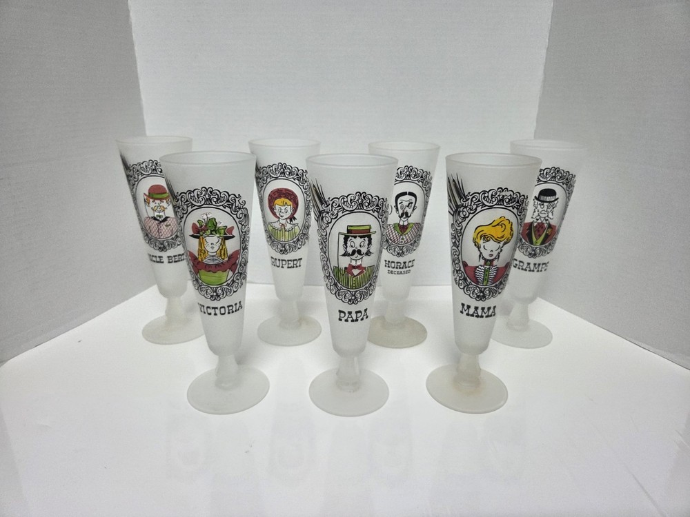 Set of 7 Vintage Gay Fad «Family Portrait» Hazel-Atlas Frosted Pilsner Glasses