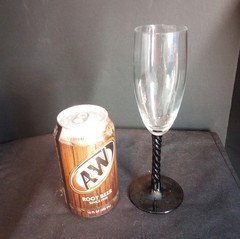 4 Luminarc Cristal D’Arques Twisted Black Stem Champagne Flutes Etched 6 Oz 8”