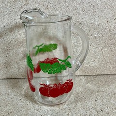 Vtg 1950’s Glass Tomato Juice Pitcher and Four Juice Glasses Swanky Swig Style