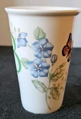 Lenox Butterfly Meadow No lid Tumbler Cup 5.25″ Tall Letter «B» Floral Bee.