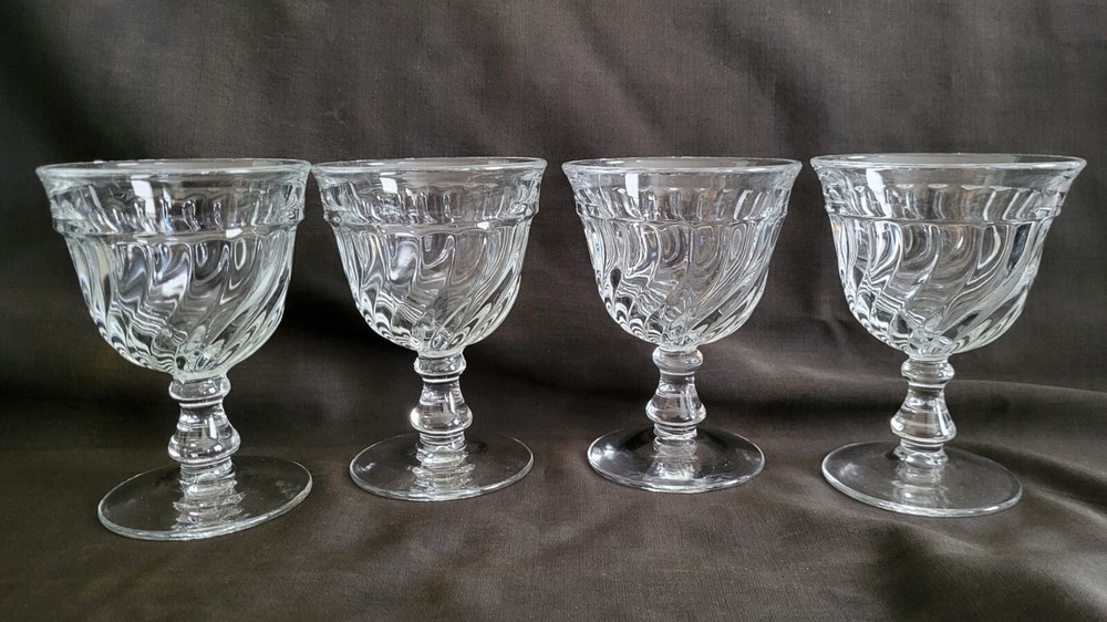 Vintage Fostoria Colony set of 4 footed/pedestal Water Goblets (FCG2)