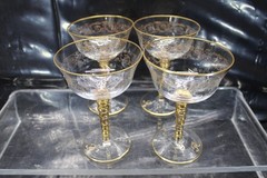 Vintage Set of 4 Etched Champagne/Martini/Tall Sherbet Gold Encrusted {878}