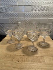 Set of 6 Vintage Fostoria American Hex Foot Glasses (2) 6 7/8″ , (4) 4.5”.