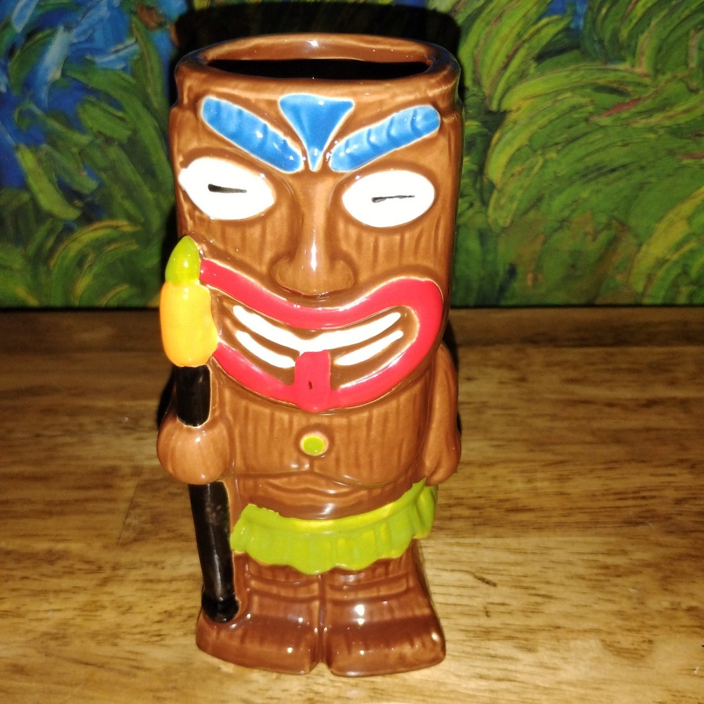 Hawaii Tiki Soul Ceramic Drink Mug Tumbler Glass Hunter with Spear