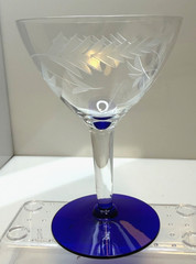 Set of 7 Vtg Louie Weston Etched Glass with Cobalt Feet Champagne Glasses – EUC