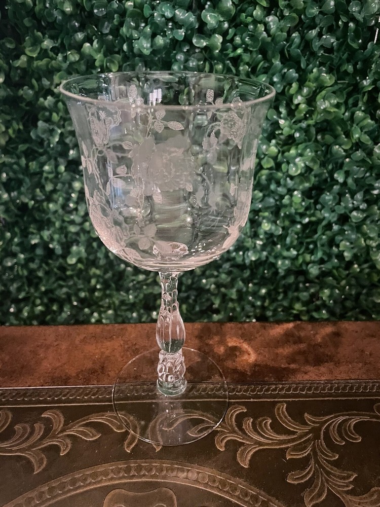 Vintage Fostoria Willowmere 7-1/8” Water Wine Glass 6024 Stem 333 Etch 10oz
