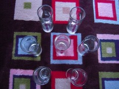  LOT OF 7 NOS VTG ABSULUT KURANT CLEAR GLASS SHOT GLASSES 1-1/2″ DIAM X 4-1/8″ H