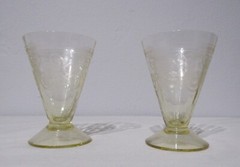 MORGANTOWN «Necklace» Pattern needle-etched yellow Cordial Glass Pair c.1930’s
