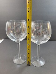 Set of 2 Tall Stemmed Red Wine Glasses Goblets Etched Floral Clear Blown Glass