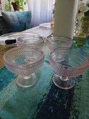 Set of 4 Pink Clear Textured Glass Stemmed Coupe Dessert Glasses