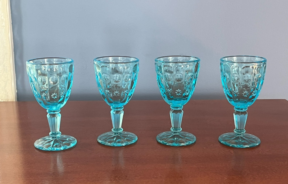 FENTON LG WRIGHT PRISCILLA LATE MOON & STARS BLUE WINE GLASSES STEMS SET OF 4