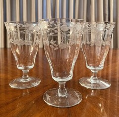 Vintage Optic Etched Floral 5 1/4” H Footed Wine Glasses Set Of 3