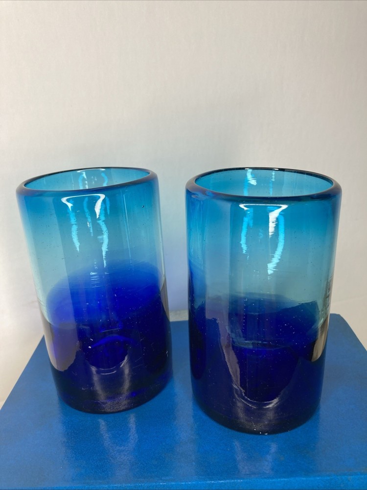 Vintage Hand blown Dual Color Blue Glasses/Vases Of The Jalisco MX Ombré Effect