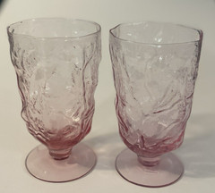 2 Crinkled Pink Glasses Morgantown Seneca Driftwood 12 oz Footed Tumblers VTG